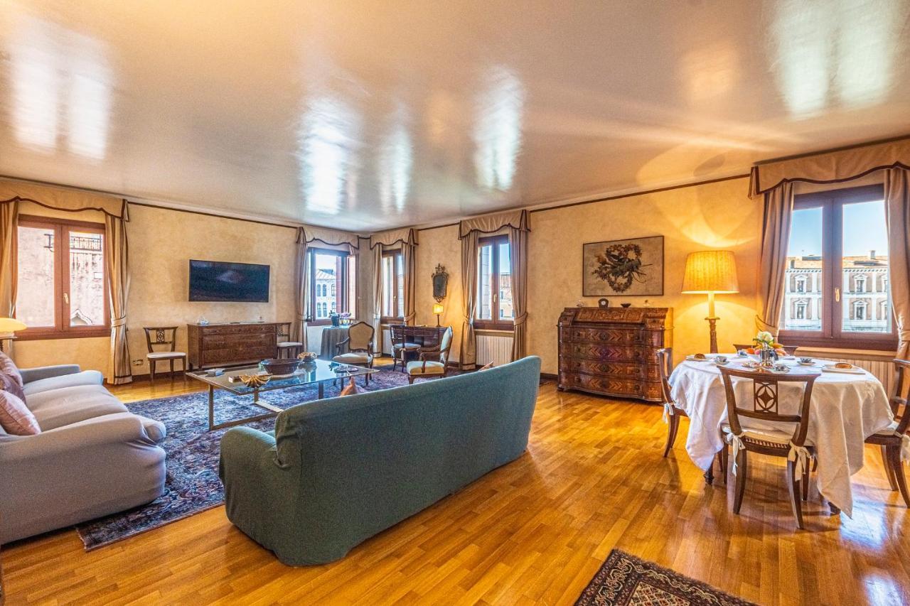 Ca' Pellegrini Luxury Grand Canal ヴェネツィア エクステリア 写真